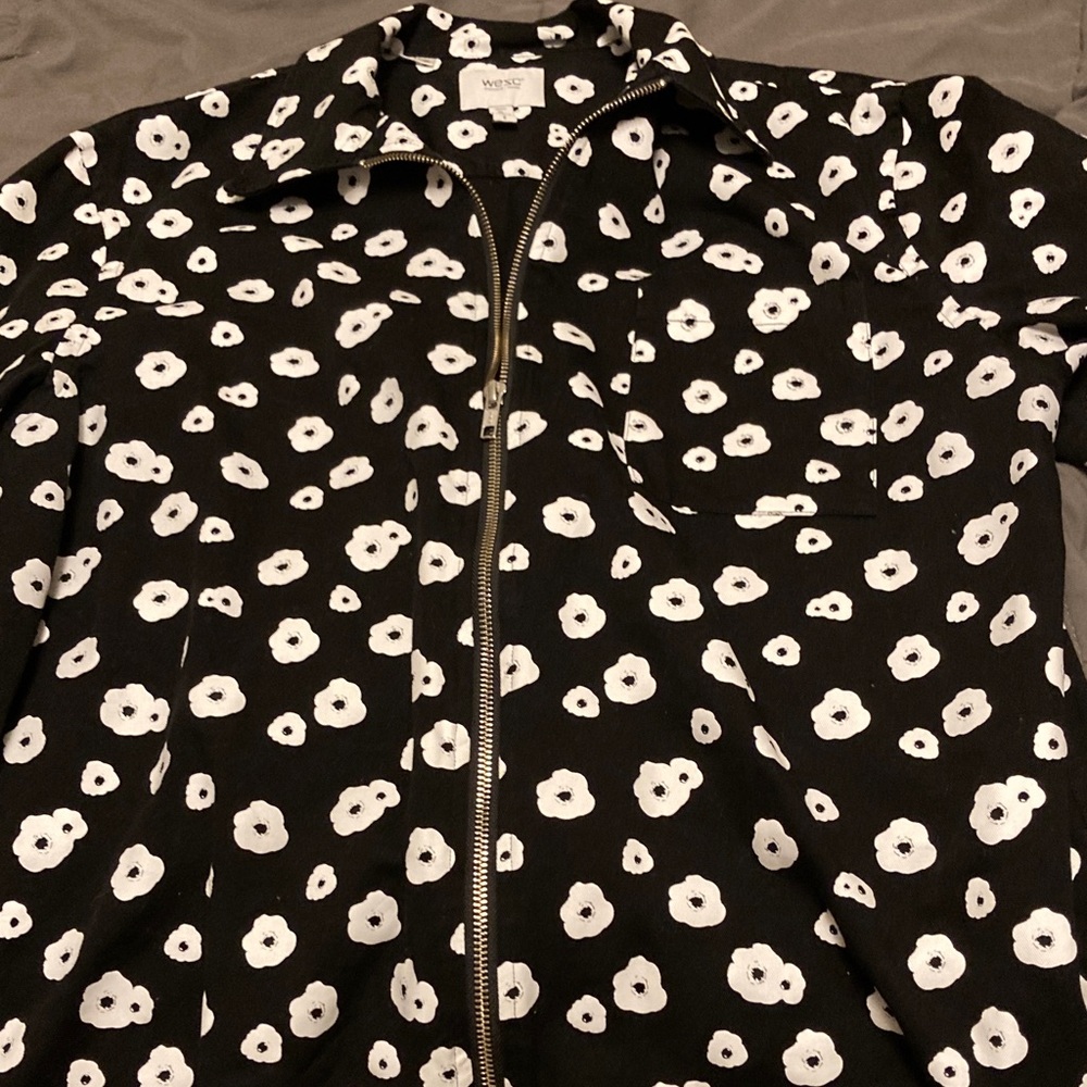 Wesc Black and White Floral Bomber Jacket MensXL Women’s XXL